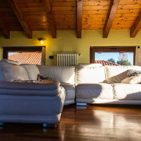 Openspace Attic With Terrace, Wi-fi * סרונו